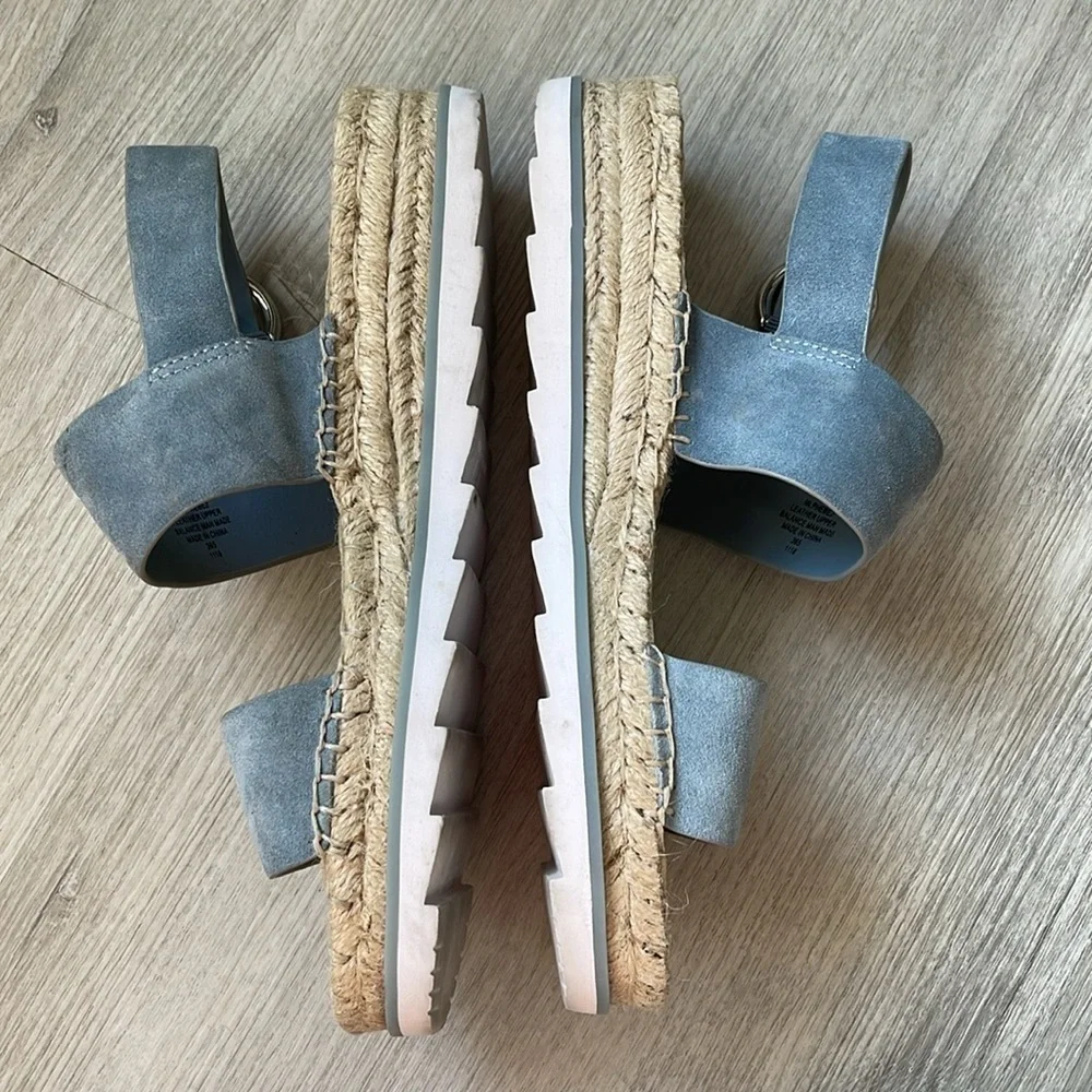 Marc Fisher Phebe 2 Light Blue Suede Leather espadrille wedge Sandals Size 8